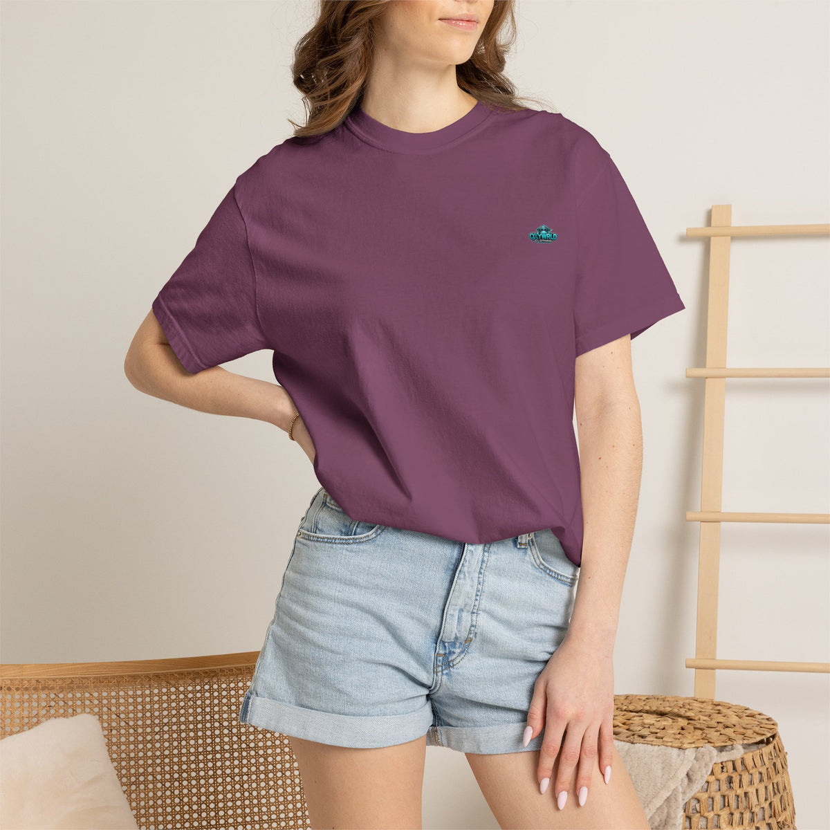Minimal UFO Embroidered Tee — Small Alien Saucer Chest Patch